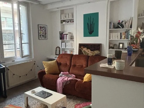Loue chambre dans appartement