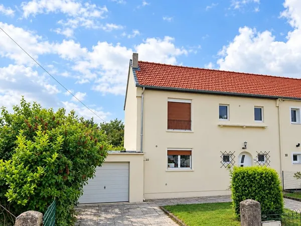 Maison F5 avec jardin et garage