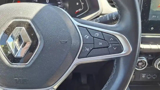 Renault Captur tce 130 fap — photo 27
