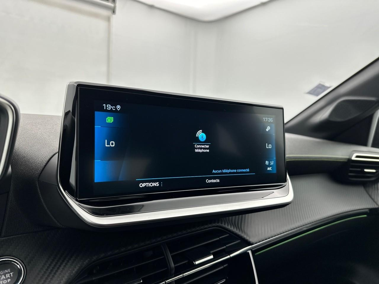 Peugeot 208 puretech 100 s&s bvm6 gt pack — photo 24