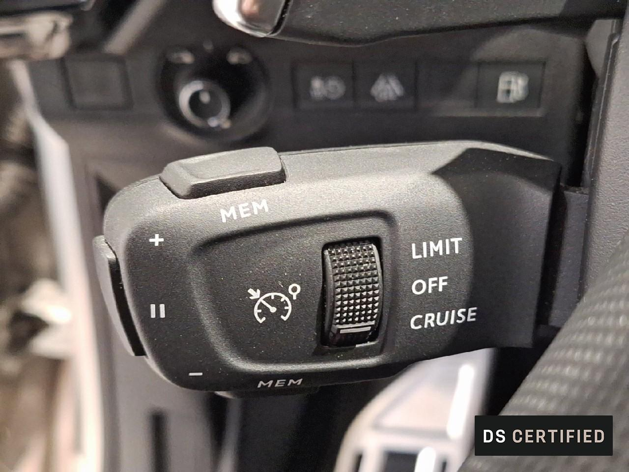 Ds Ds 7 crossback crossback hybride e-tense 225 eat8 performance lin — photo 19