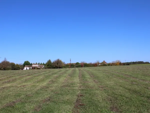 Terrain 3437 m²