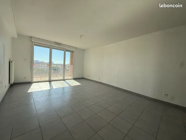 Appartement Location Marseille 3p 62m² 860€