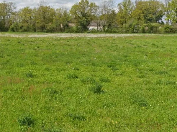 Terrain 1500 m²