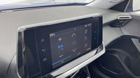 Peugeot 2008 1.2 PureTech 130ch S&S Allure Pack — photo 13