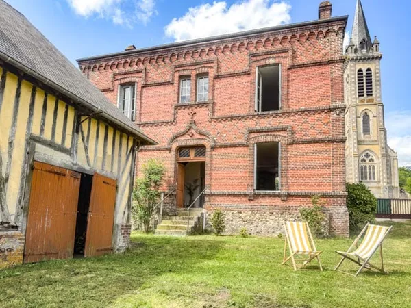 Deux presbytères avec vue en Pays d'Auge