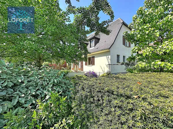 Maison 7 pièces 180 m²