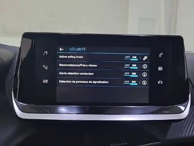 Peugeot 208 puretech 75 s&amp;s bvm5 — photo 27
