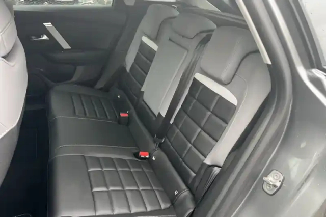Citroën C4 hybride 145 e-dcs6 — photo 11