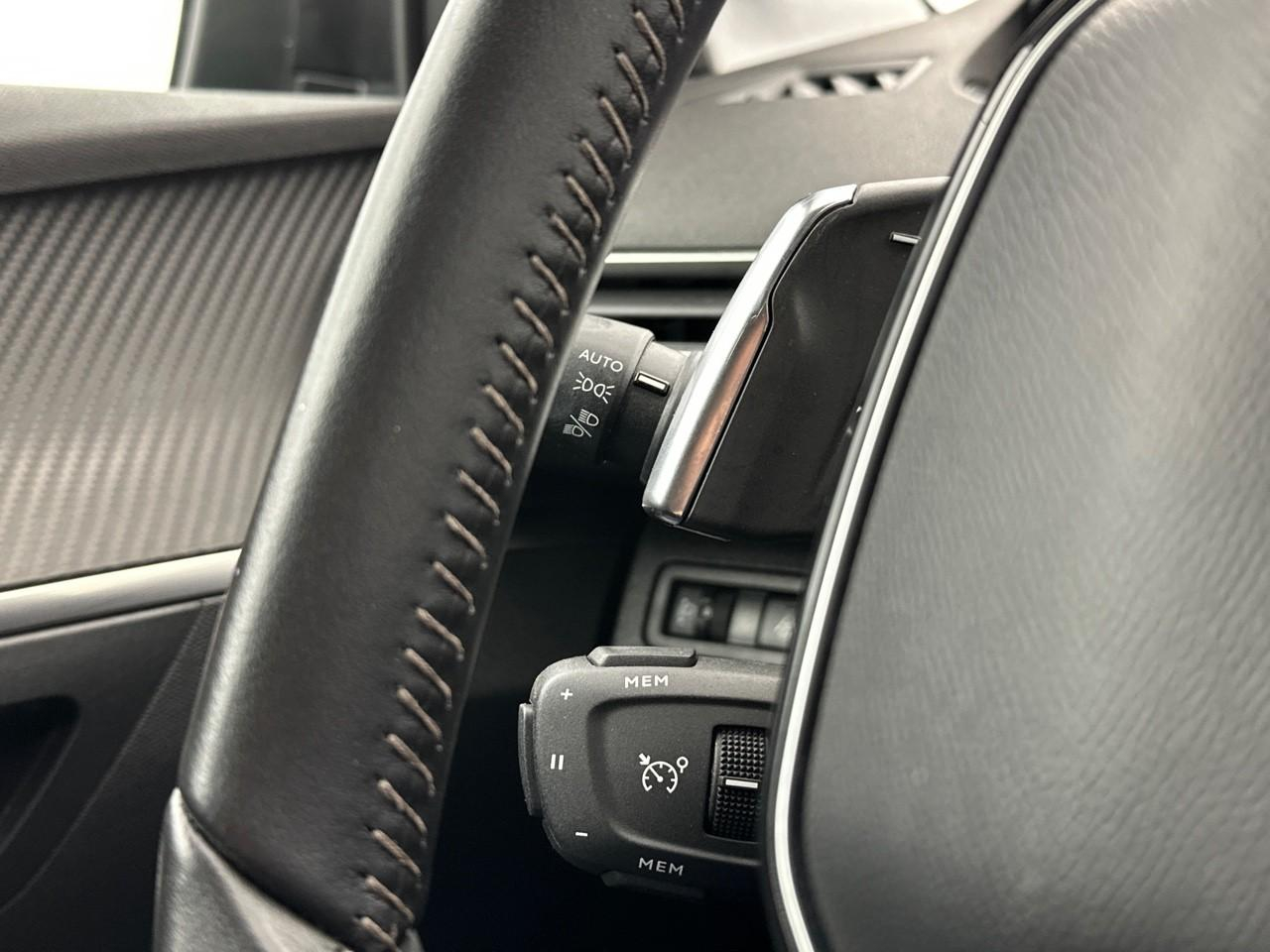 Peugeot 3008 puretech 130ch s&s eat8 style — photo 19