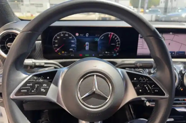 Mercedes Classe A 250 e 8g-dct — photo 17
