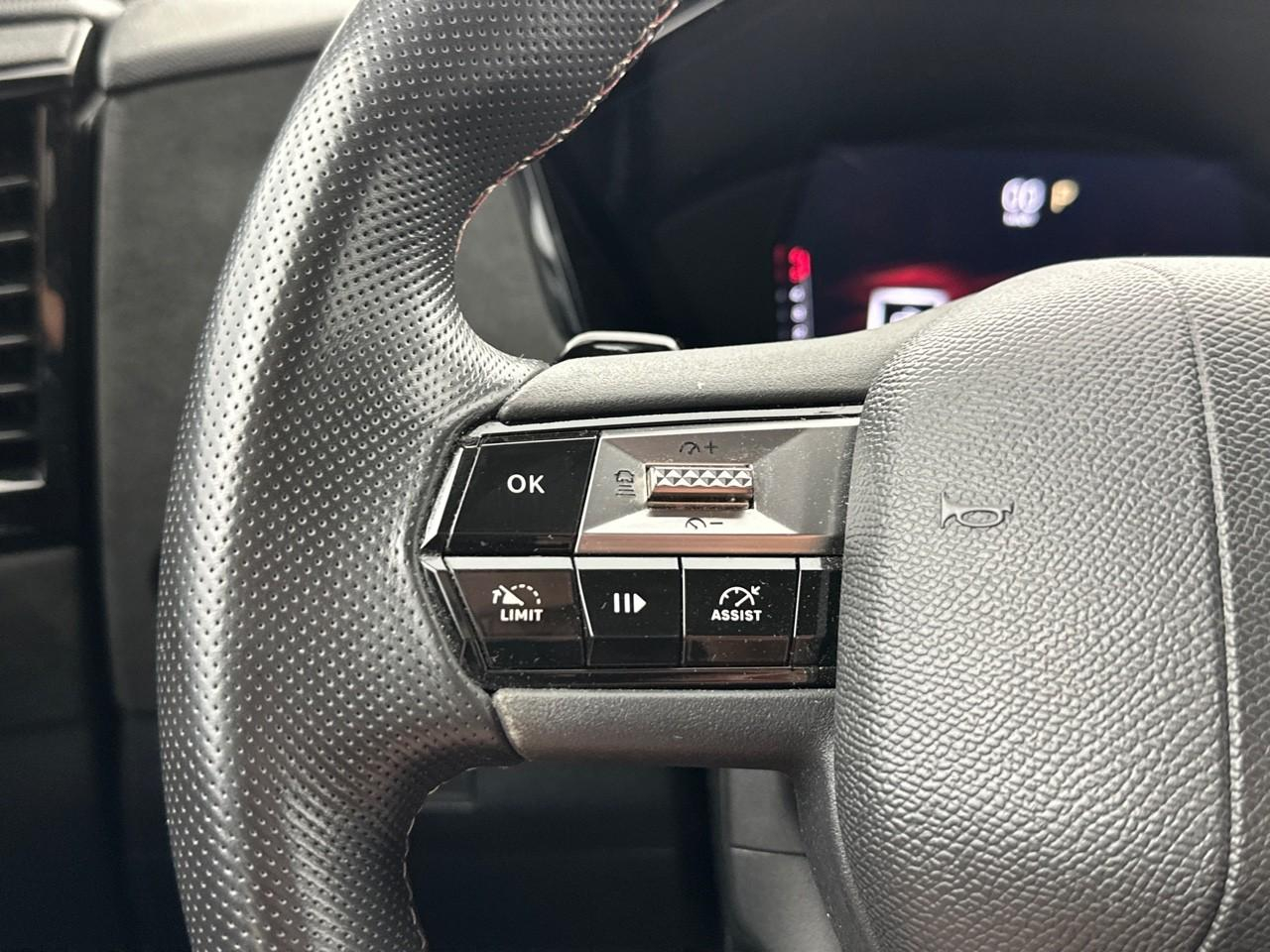 Ds Ds 4 bluehdi 130 eat8 performance line+ — photo 22
