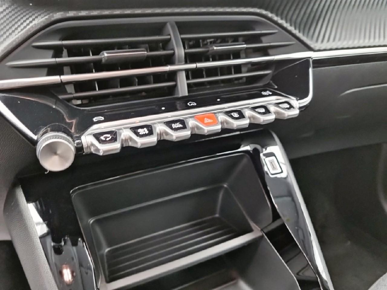 Peugeot 208 100 s&s bvm6 style — photo 26