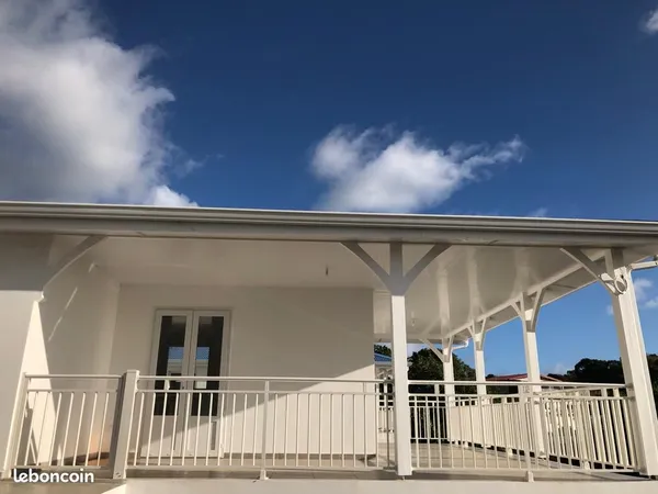 Maison Location Le Vauclin 3p 60m² 1000€