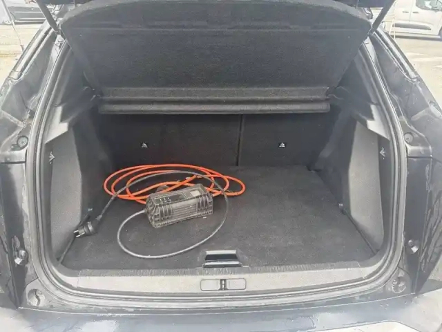 Peugeot 2008 electrique 136 ch — photo 6