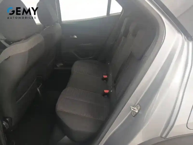 Peugeot 2008 puretech 100 s&amp;s bvm6 — photo 31