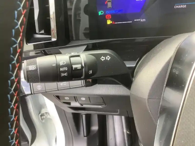 Renault Austral nouveau full hybrid e-tech 200 ch esprit alpine — photo 30