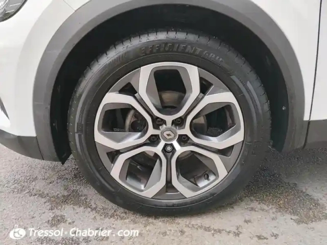 Renault Captur tce 140 edc - 21 intens — photo 22