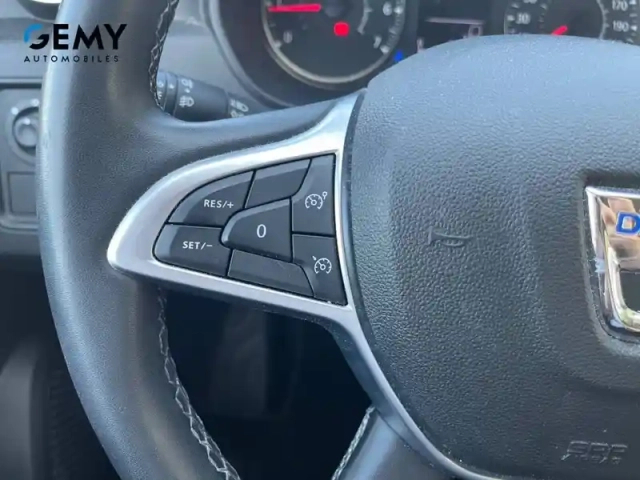 Dacia Duster blue dci 115 4x2 — photo 13