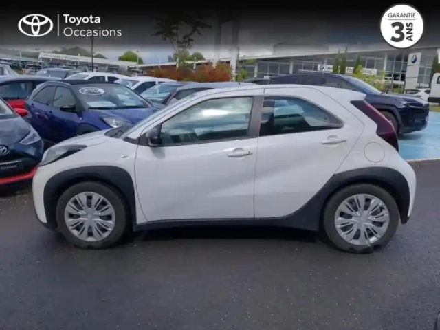 Toyota Aygo X 1.0 vvt-i 72ch dynamic my23 — photo 3