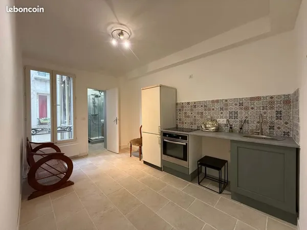 Appartement 2 pièces Paris 17 eme 25 m Batignolles