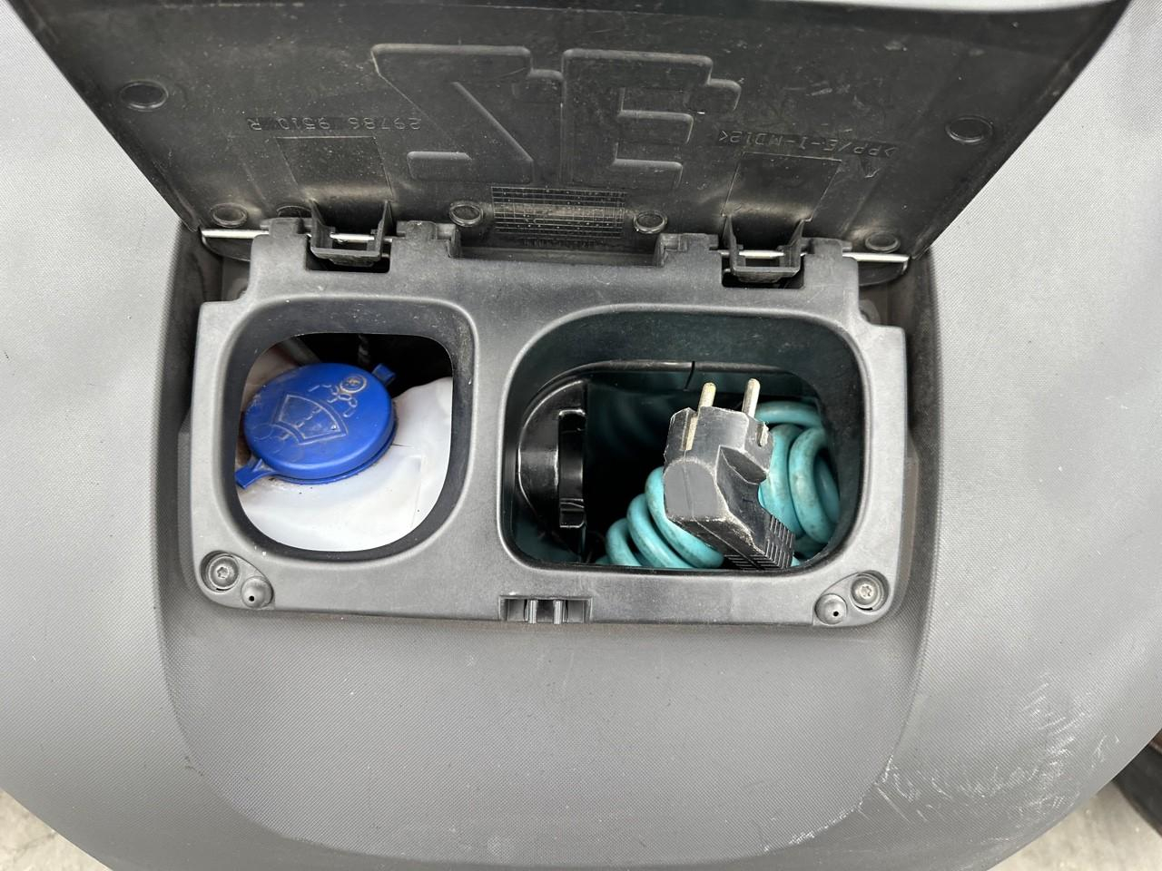 Renault Twizy intens 45 — photo 13