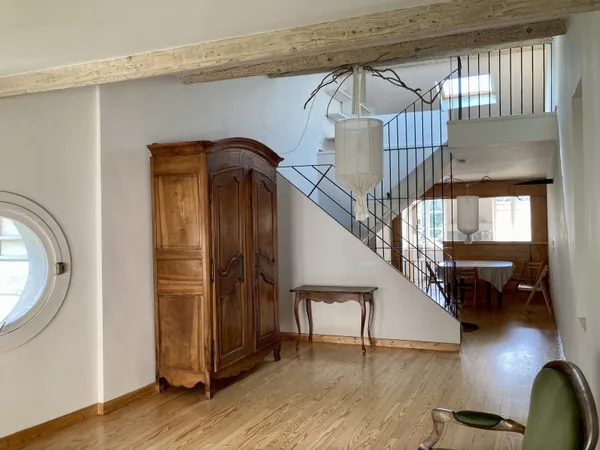 Loue appartement 140m² Valence centre ville