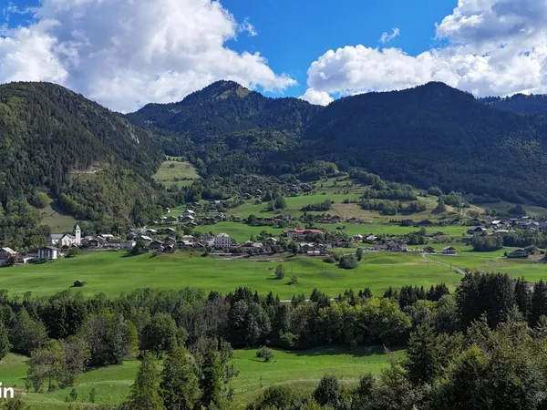 Terrain 1562 m² Vacheresse