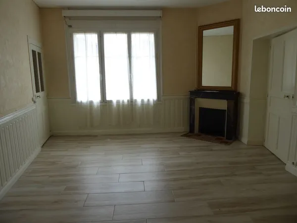 Maison à louer à Argentonnay