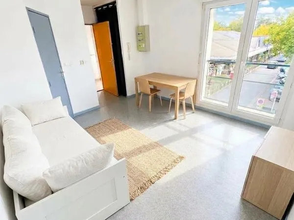 Studio meublé - Idéal étudiant - Orléans