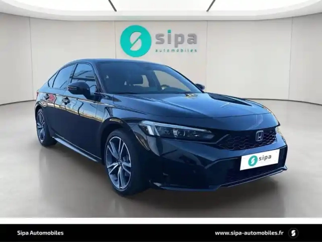 Honda Civic "e":hev 2.0 i-mmd — photo 7