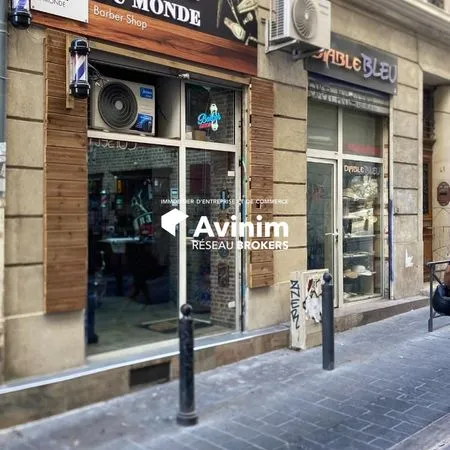 Local commercial 67 m² Marseille