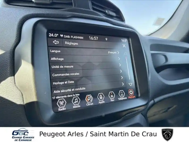 Jeep Renegade 1.3 turbo t4 240 ch phev at6 4xe eawd — photo 22