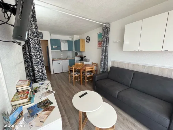 Appartement meublé T1 bis avec parking quartier Aiguillon