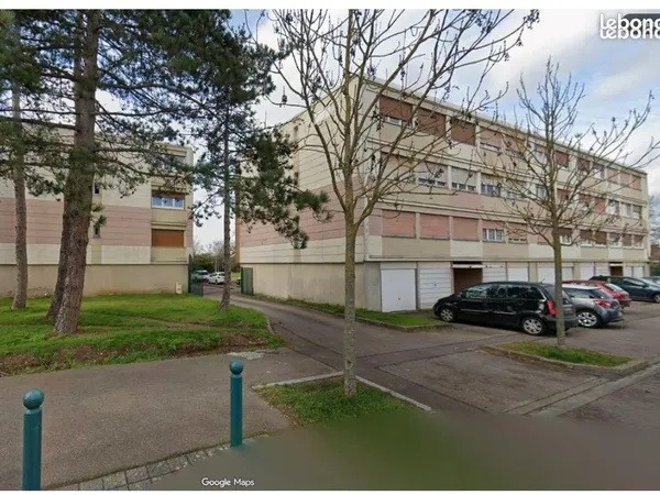 Apparemment à vendre
