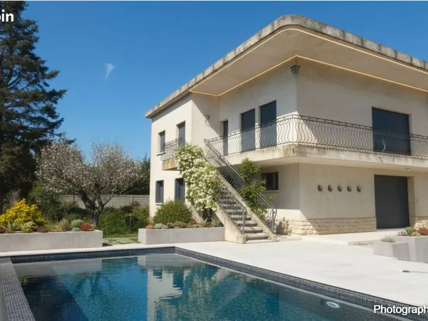 Villa 7 pièces 152 m²