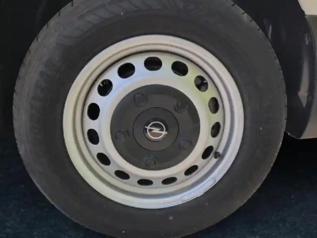 Opel Vivaro fg m 1.5 bluehdi 120ch s&amp;s — photo 9