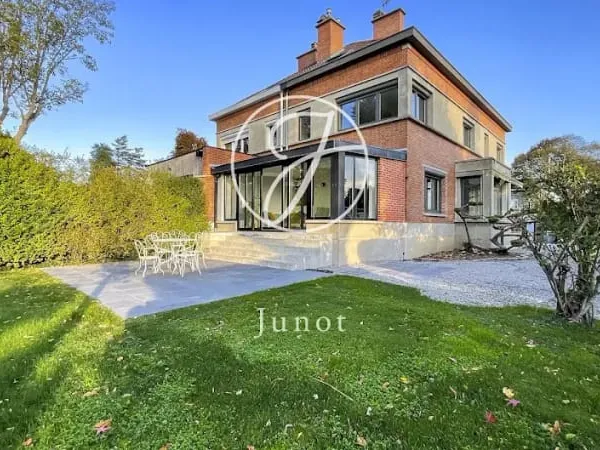 Maison 8 pièces 50 m²