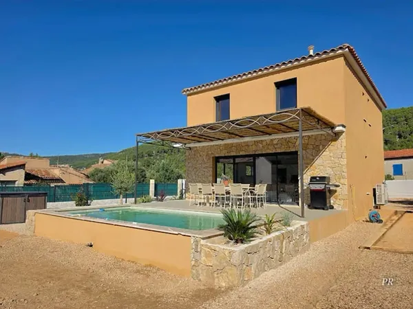 Villa 4 pièces 114 m²