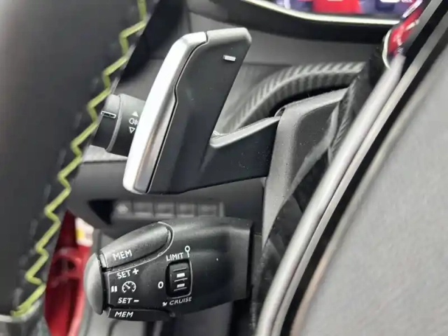 Peugeot 2008 puretech 130 s&amp;s eat8 — photo 41