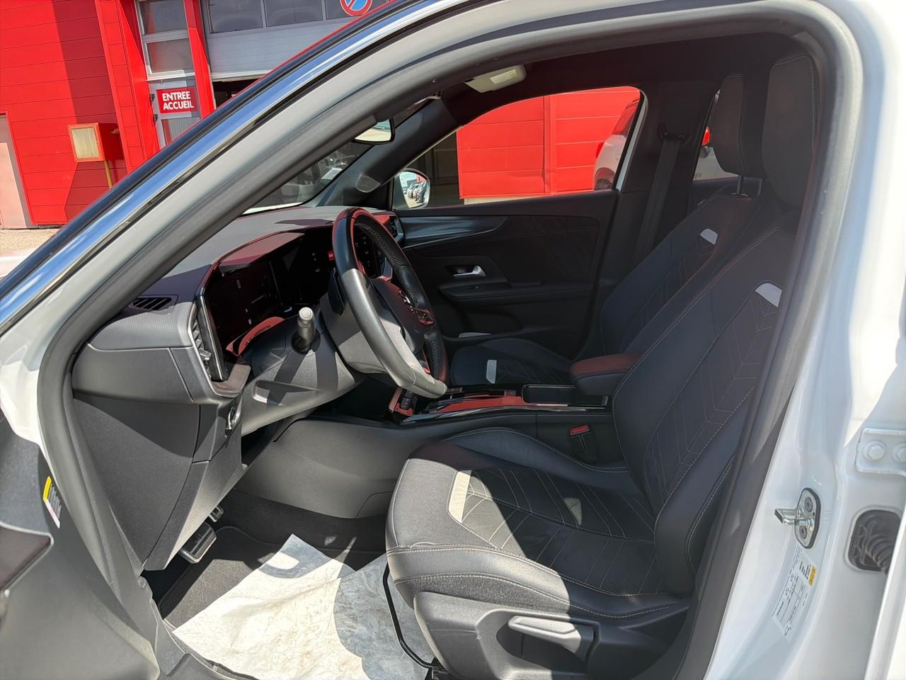 Opel Mokka 1.2 turbo 130 ch bva8 ultimate — photo 9