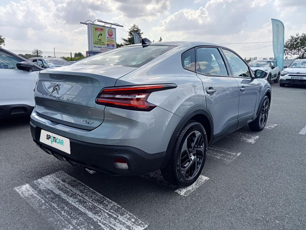 Citroën C4 X puretech 130 s&s eat8 feel pack — photo 3