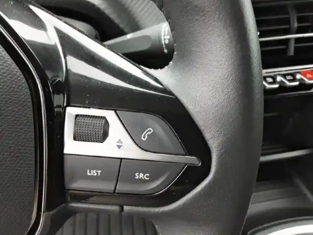 Peugeot 208 puretech 75 s&amp;s bvm5 — photo 20