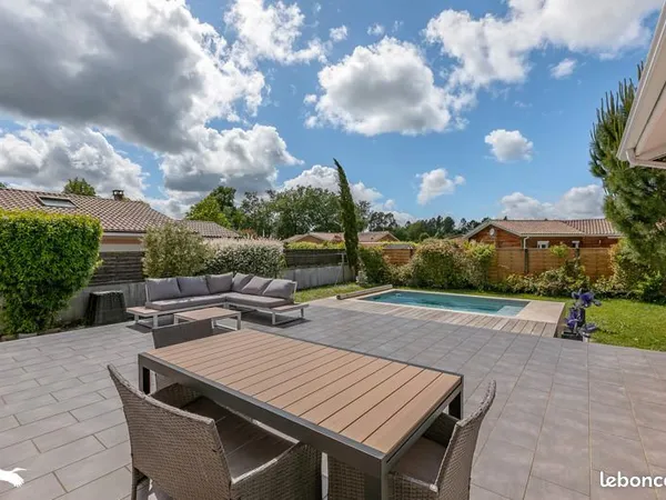 Maison 6 pièces 136 m²