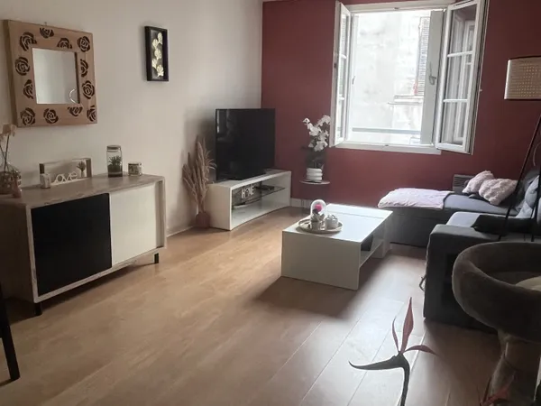 A louer à COGNAC Centre-ville - Appartement - 2 pièces - 47m