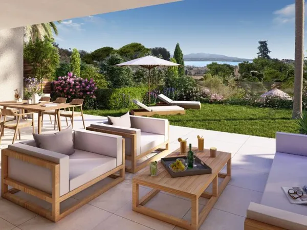 SANARY T4 VUE MER DE 145 m² avec TERRASSE et Jardin