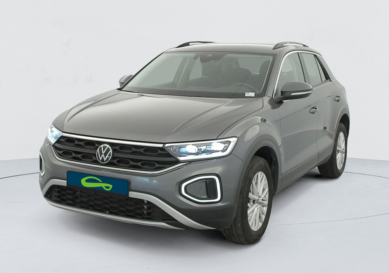 Volkswagen T-Roc — photo 1