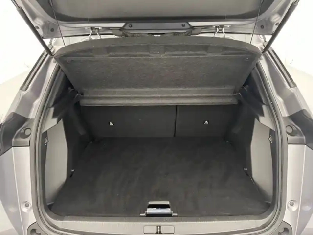 Peugeot 2008 puretech 130 s&amp;s eat8 — photo 13
