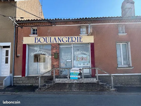 Maison 10 pièces 251 m²