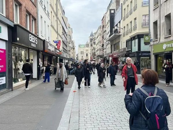 Boutique 320 m² ST DENIS